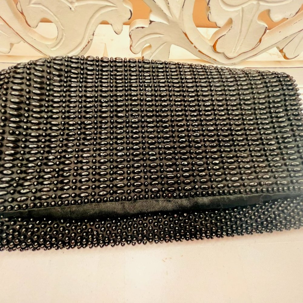 Du-Val Hong Kong Vintage 1960s Black Beaded Clutch Purse – Handcrafted Elegance